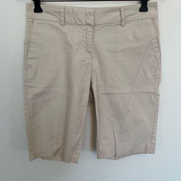 Nautica Women's Tan Shorts size 4 - Picture 3 of 6